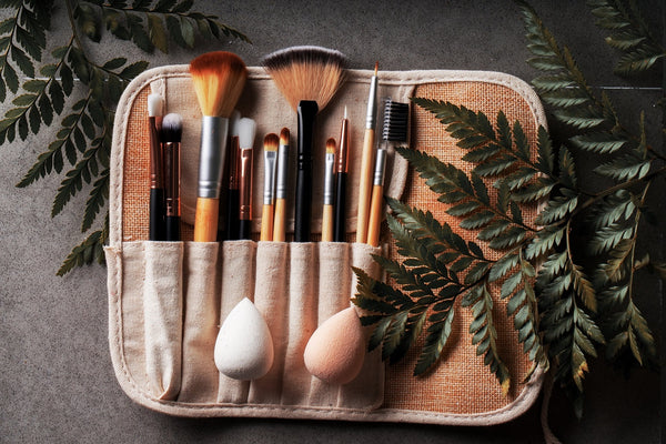 Makeup brushes - essential cosmetics tool for a perfect makeup look in NZ!